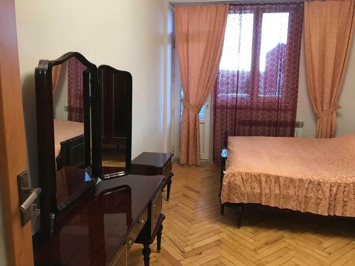 33 Martiros Saryan Street Apartment Erevan Exterior foto