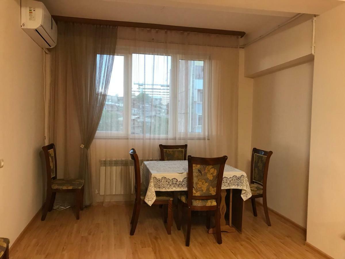 33 Martiros Saryan Street Apartment Erevan Exterior foto