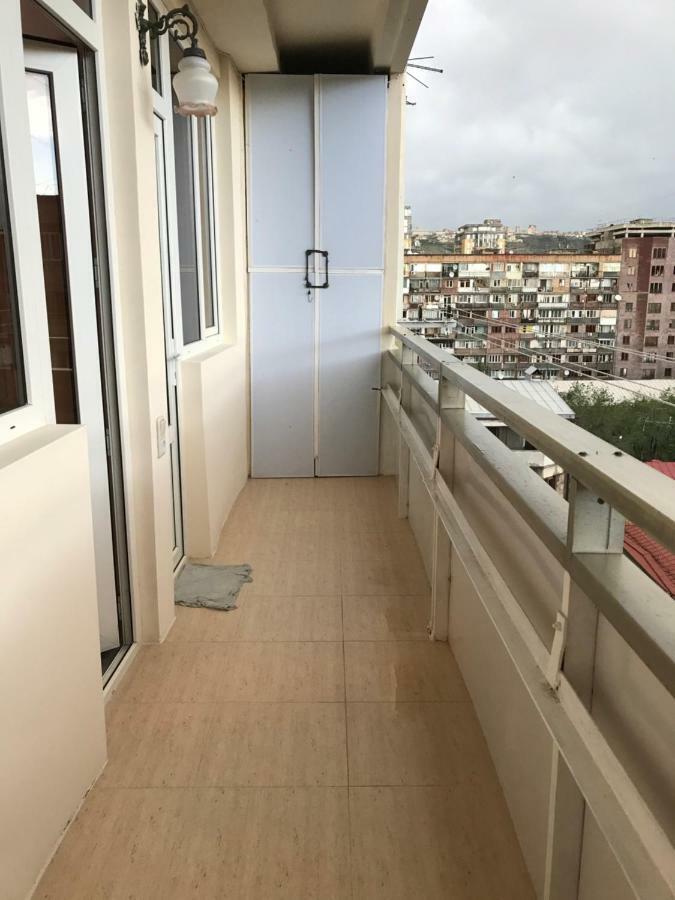 33 Martiros Saryan Street Apartment Erevan Exterior foto
